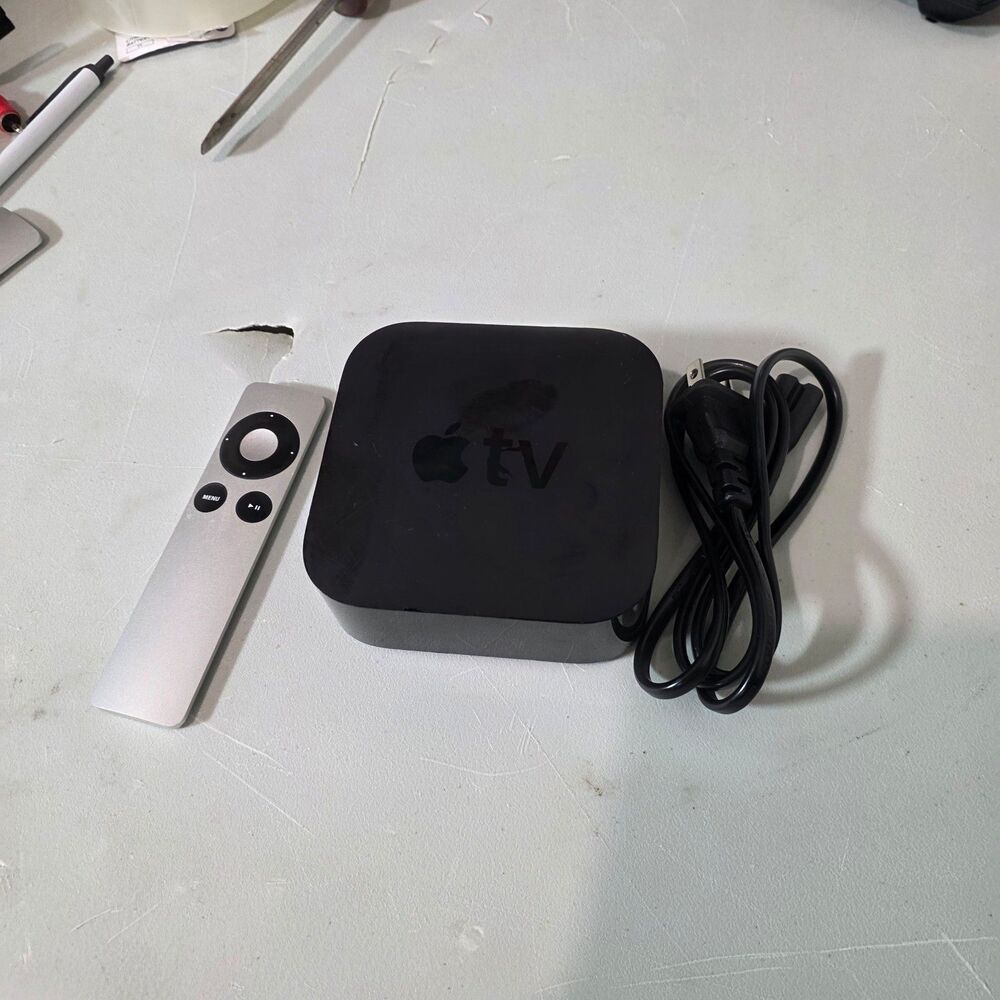 Apple TV HD A1625 32GB 4th Gen Remote Power Cord